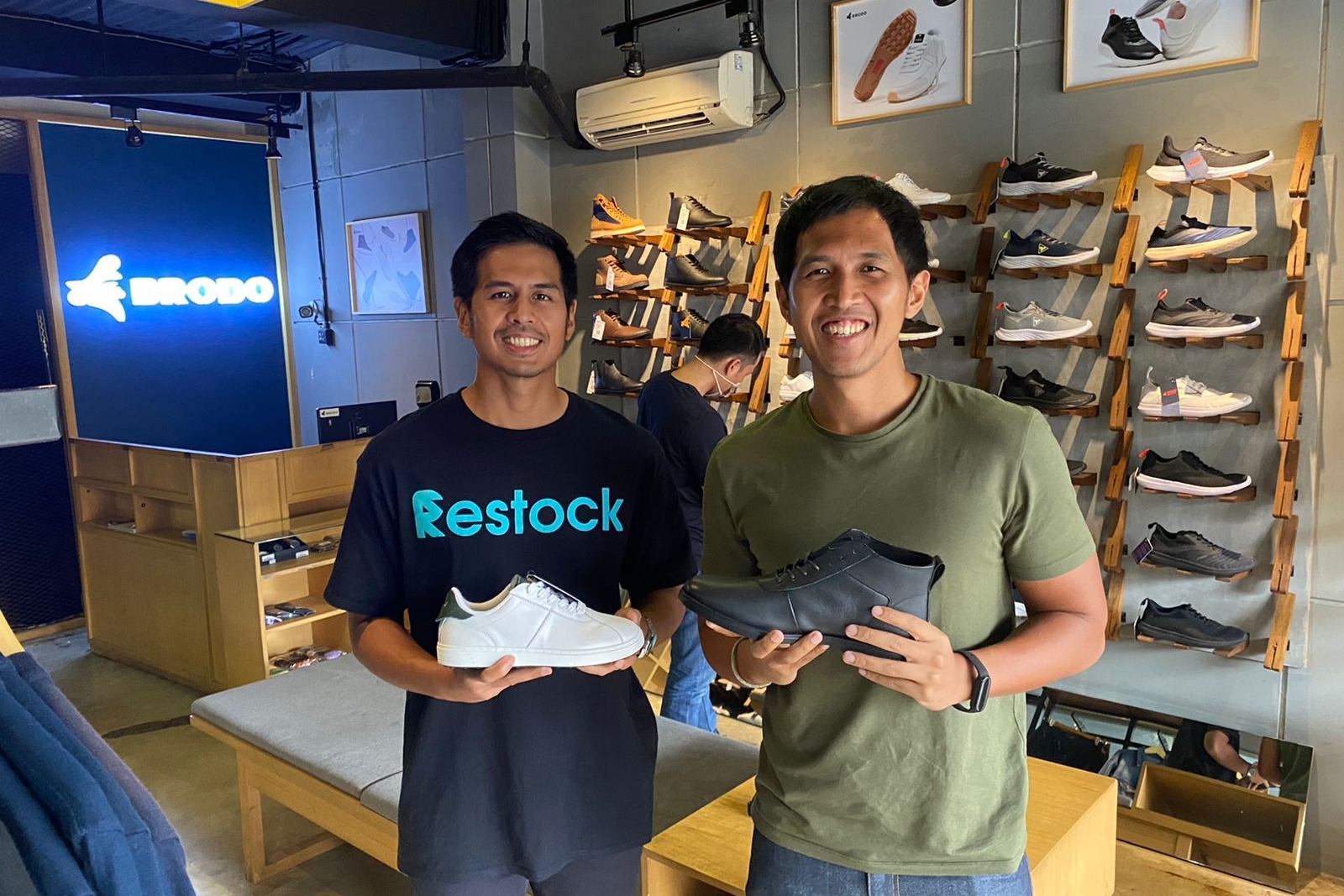 M Audi Vialdo (CRO Restock.id) dan M Yukka (CEO Brodo).