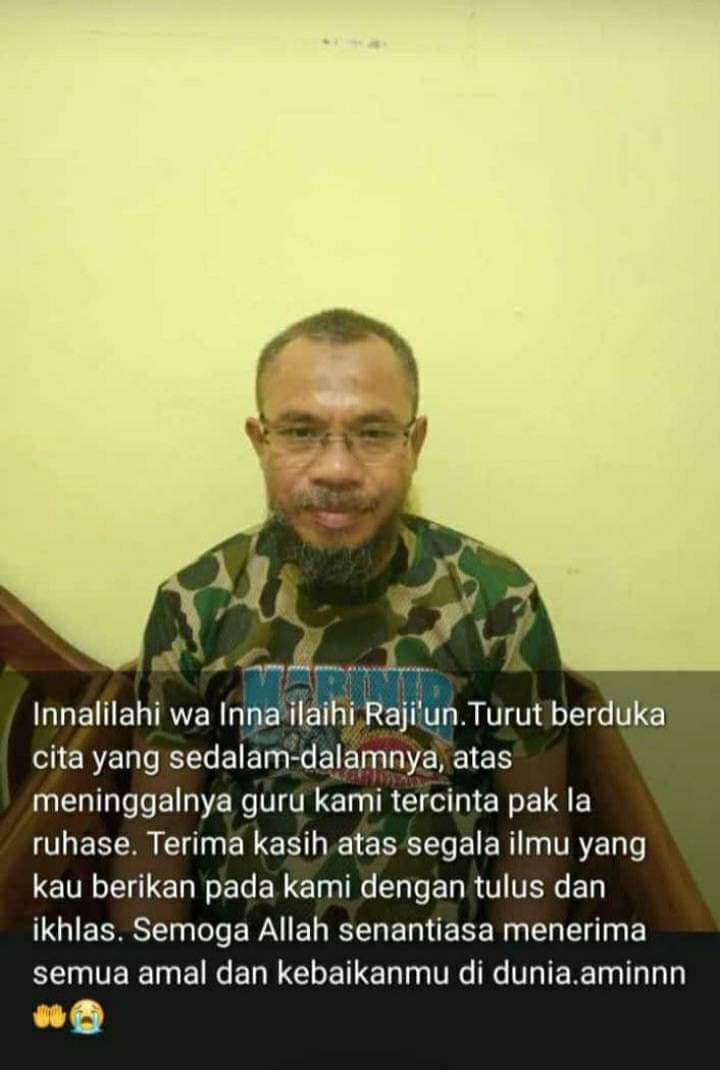 Guru Larohase yang meninggal dunia, saat didatangi orangtua dan keluarga siswa