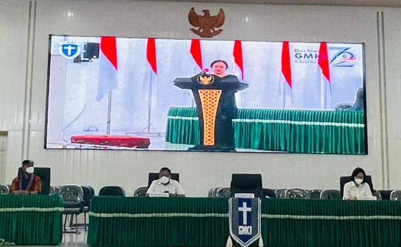 Ketua DPR RI Puan Maharani memberikan orasi ilmiah pada dies natalis GMKI ke 72, di Manado, Sulawesi Utara, Rabu (9/2)