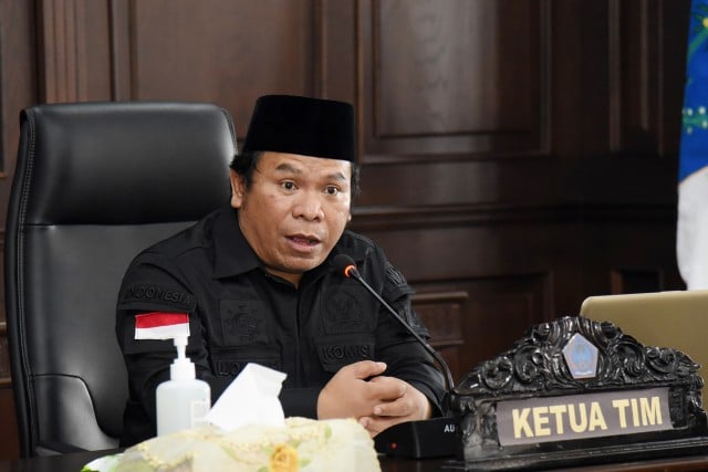 Wakil Ketua Komisi II DPR RI Luqman Hakim.