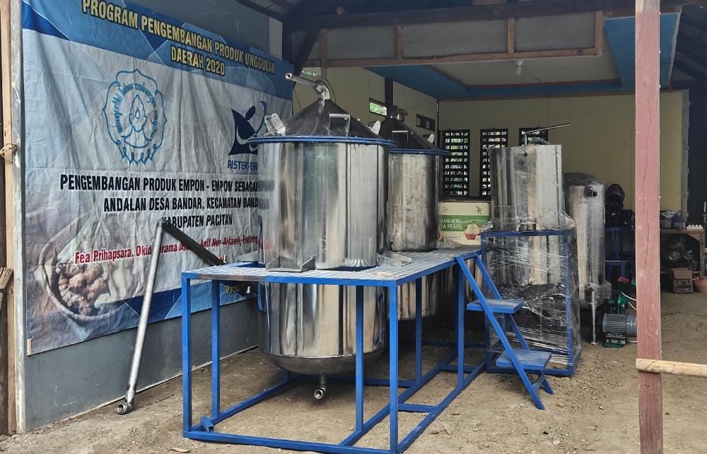 Pengolahan kunyik menjadi minyak atsiri