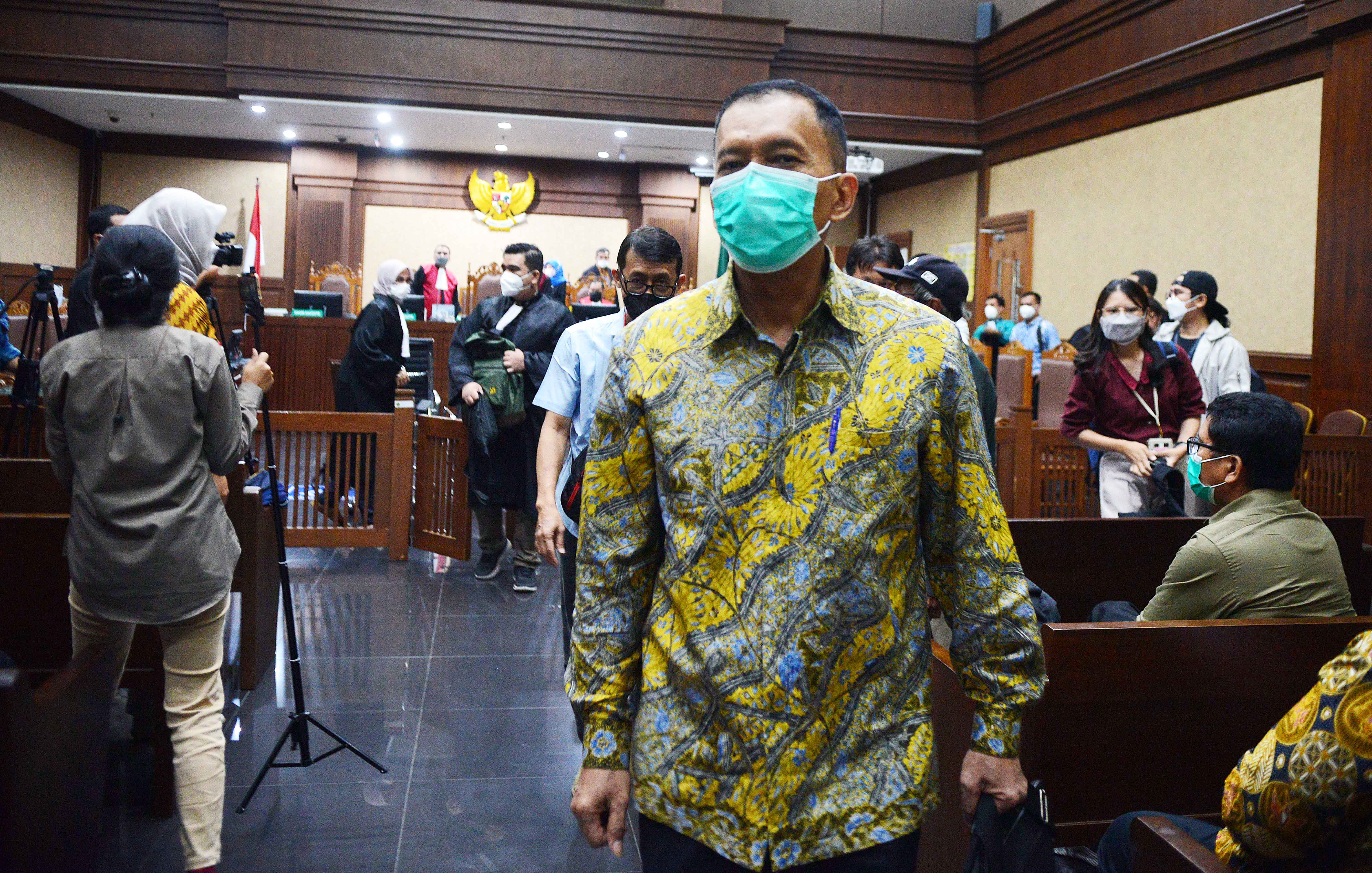 Terdakwa kasus dugaan suap terkait pengurusan nilai pajak pada Dirjen Pajak Kemenkeu Angin Prayitno Aji.