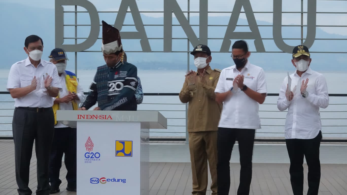 Presiden RI Joko Widodo resmikan Pantai Bebas.