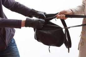 Ilustrasi aksi penjambretan. 