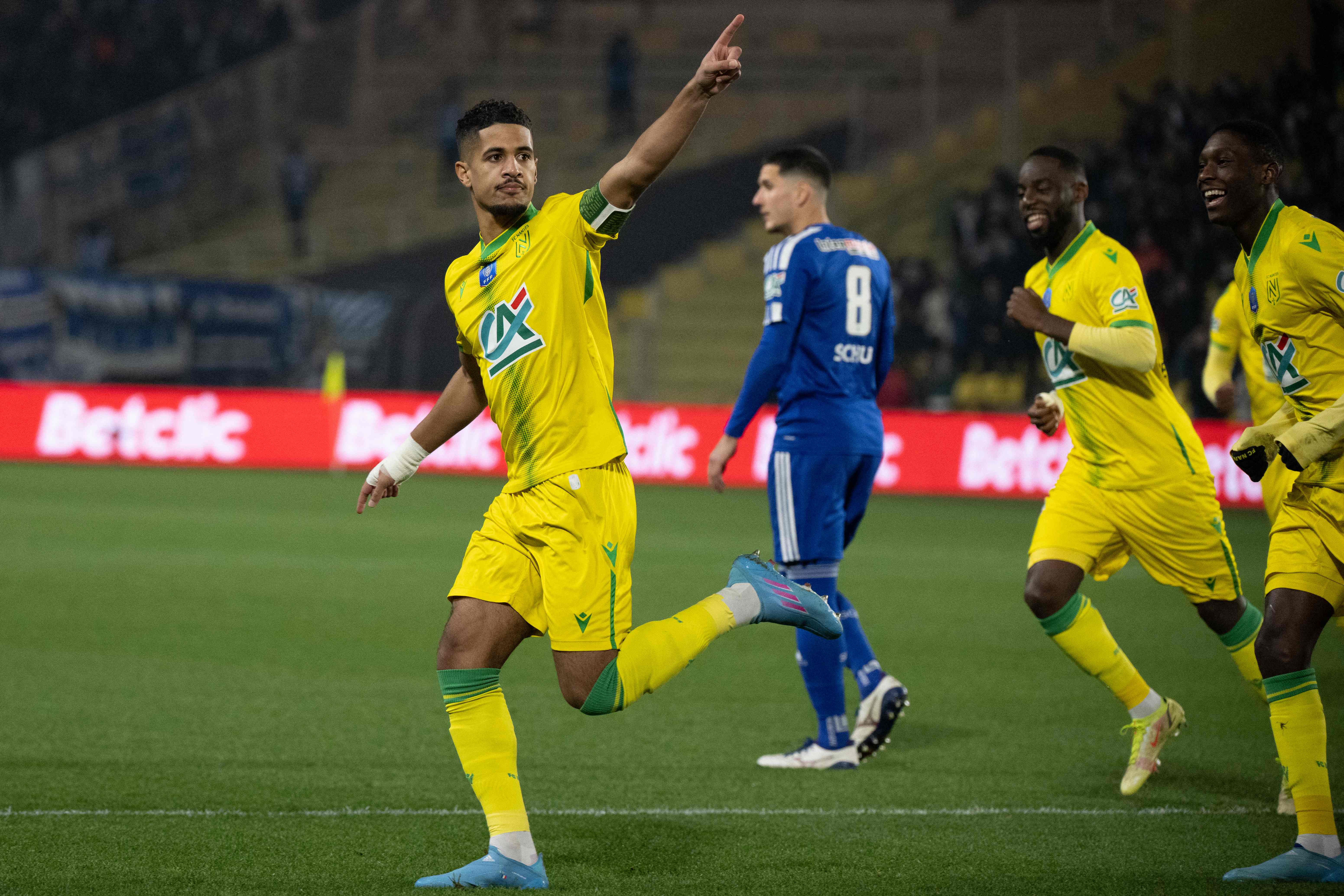 Gelandang Nantes Ludovic Blas melakukan selebrasi usai mencetak gol ke gawang Bastia di laga Coupe de France.
