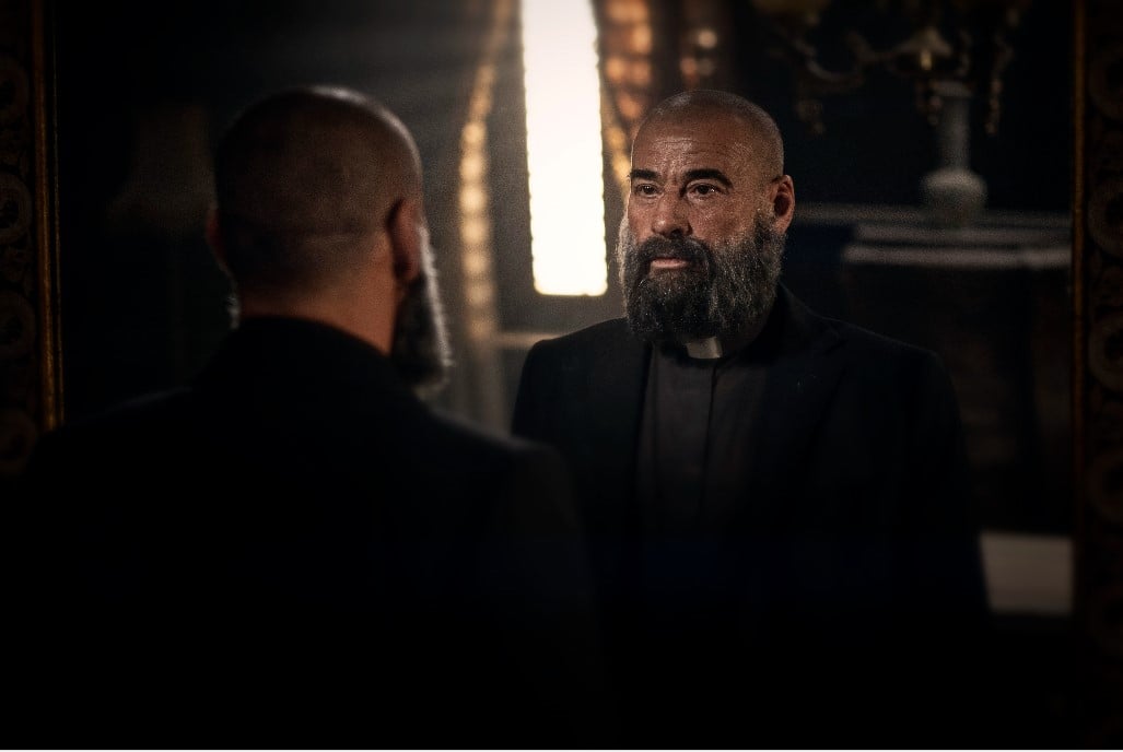 Cuplikan adegan dari serial 30 Coins