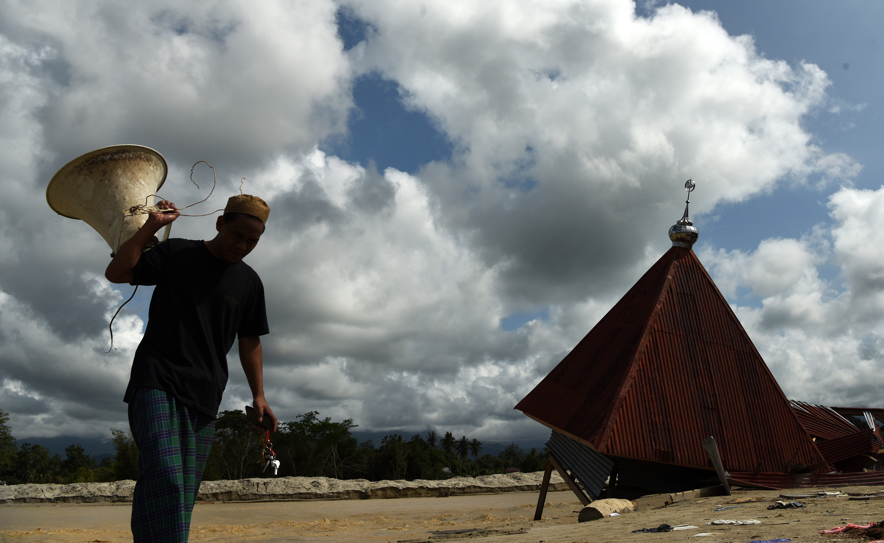 Gus Yaqut Dituding Bandingkan Suara Adzan dan Anjing, Ini Pembelaan Kemenag