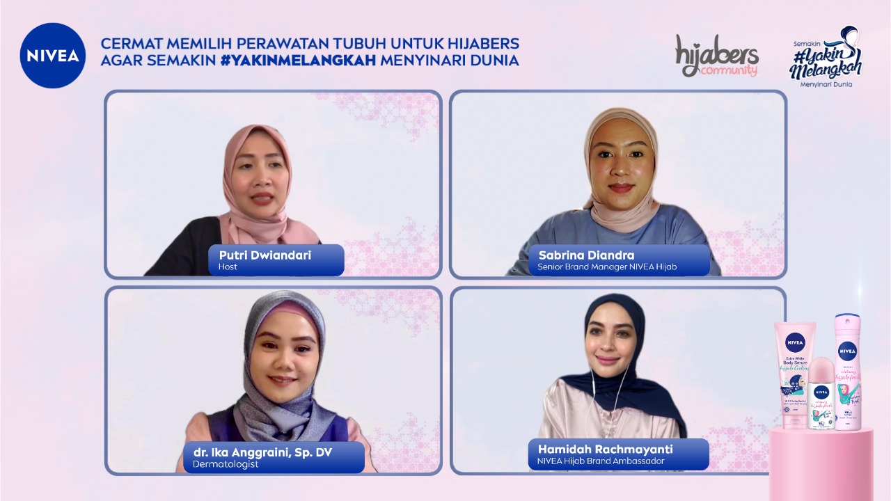 Para pembicara dalam kampanye #YakinMelangkah untuk mengajak para hijaber percaya diri.