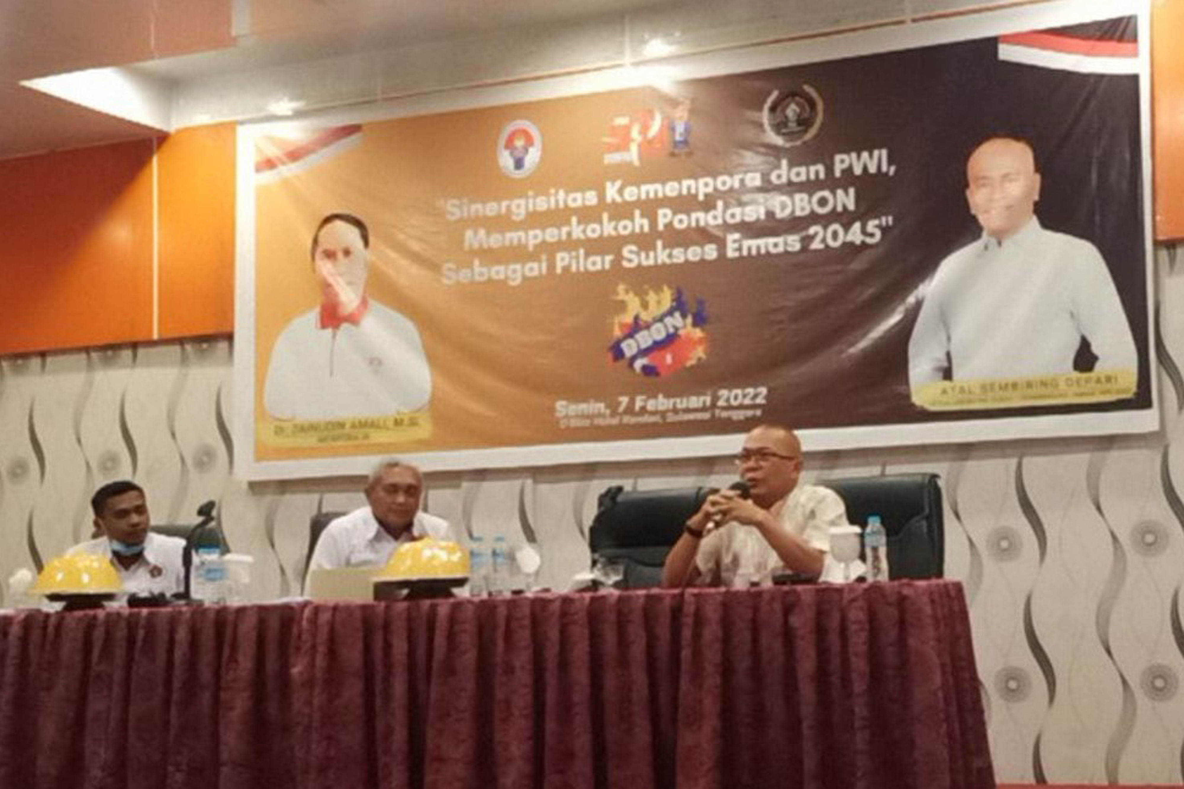 Rakernas SIWO PWI, di D'Blitz Hotel, Kendari, Sulawesi Tenggara.