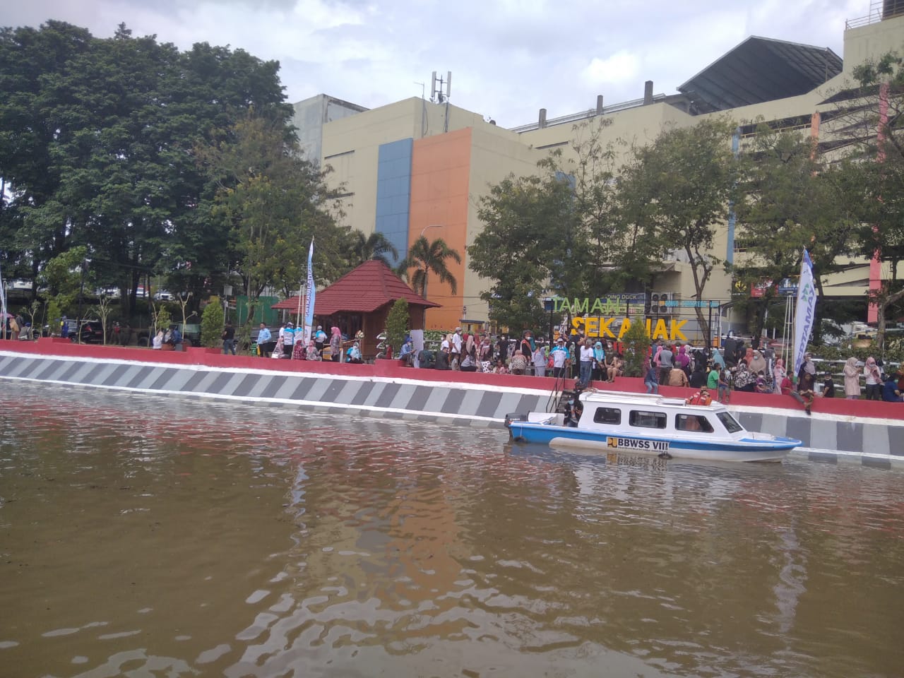 Festival Sekanak Lambidaro di Palembang