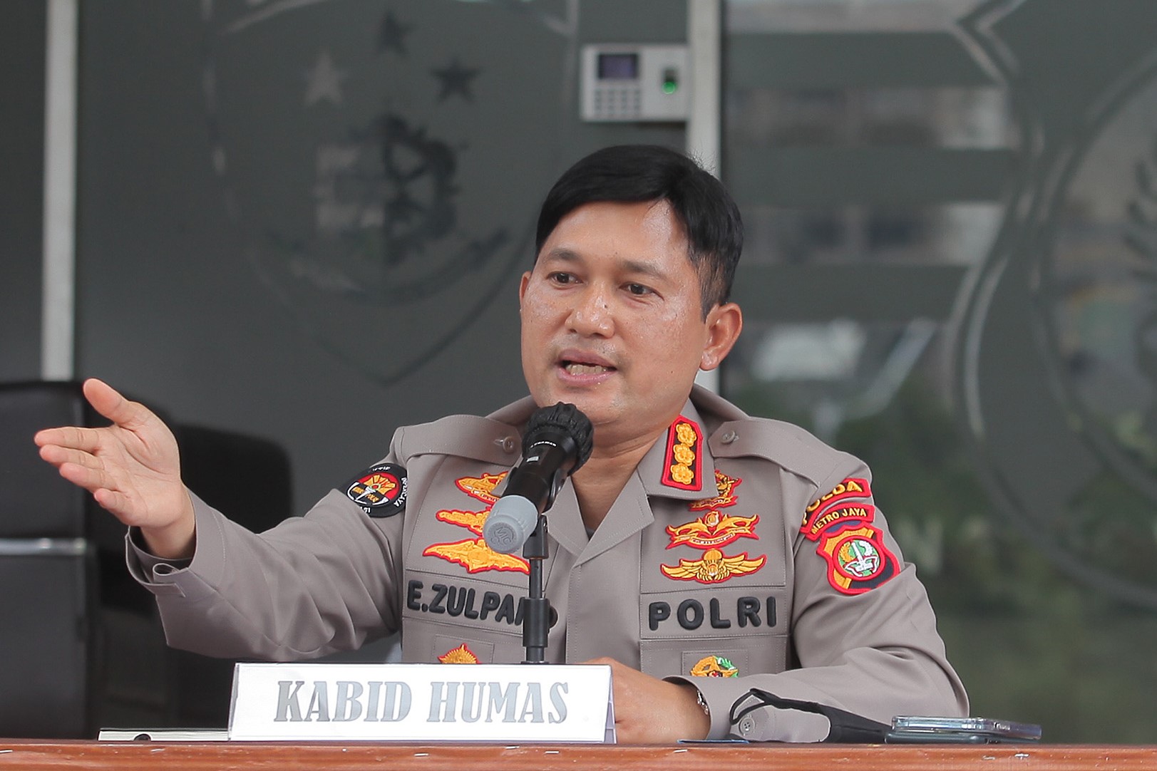 Polisi Masih Proses Kasus Denny Siregar di Polda Metro