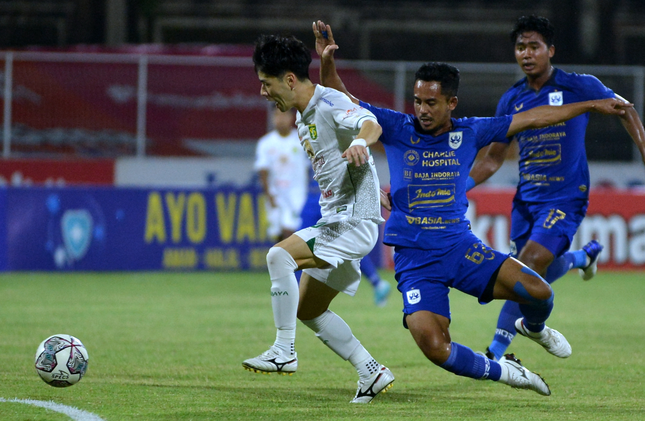 Laga Liga 1 antara PSIS dan Persebaya