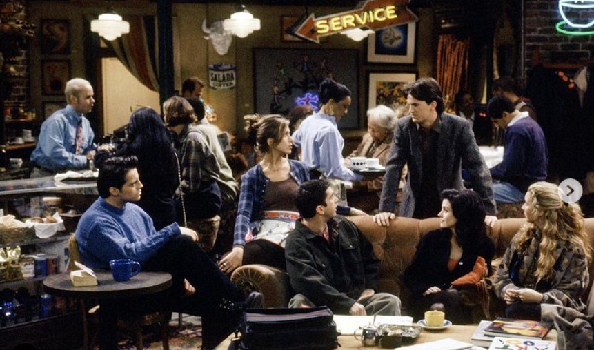 Cuplikan adegan serial Friends