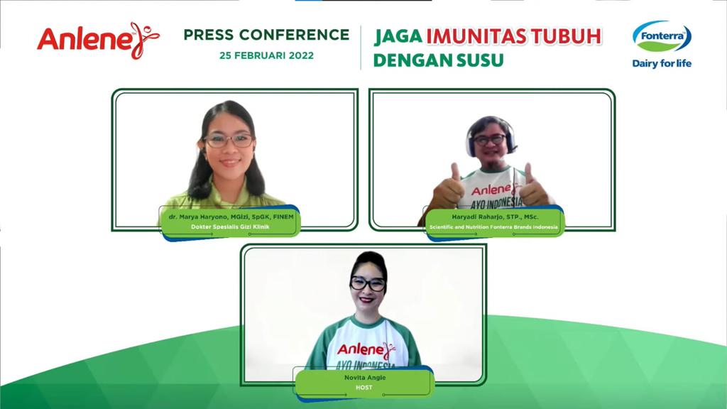 Konferensi pers tentang Jaga Imunitas Tubuh dengan Susu secara daring pada Jumat (25/2).  