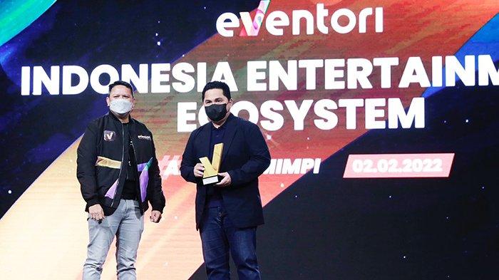 Eventori Award 2022 diserahkan kepada dua orang, yakni musisi Glenn Fredly  dan Menteri BUMN Erick Thohir, Rabu (2/2)