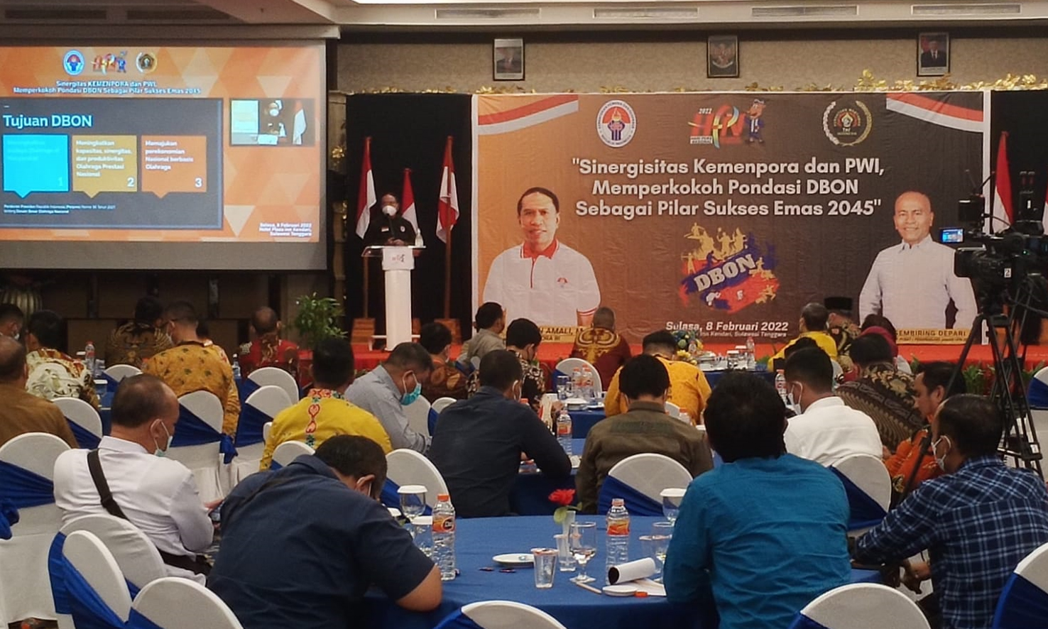 Sosialisasi Desain Besar Olahraga Nasional (DBON) di Kendari, Sulawesi Tenggara, Selasa (8/2).