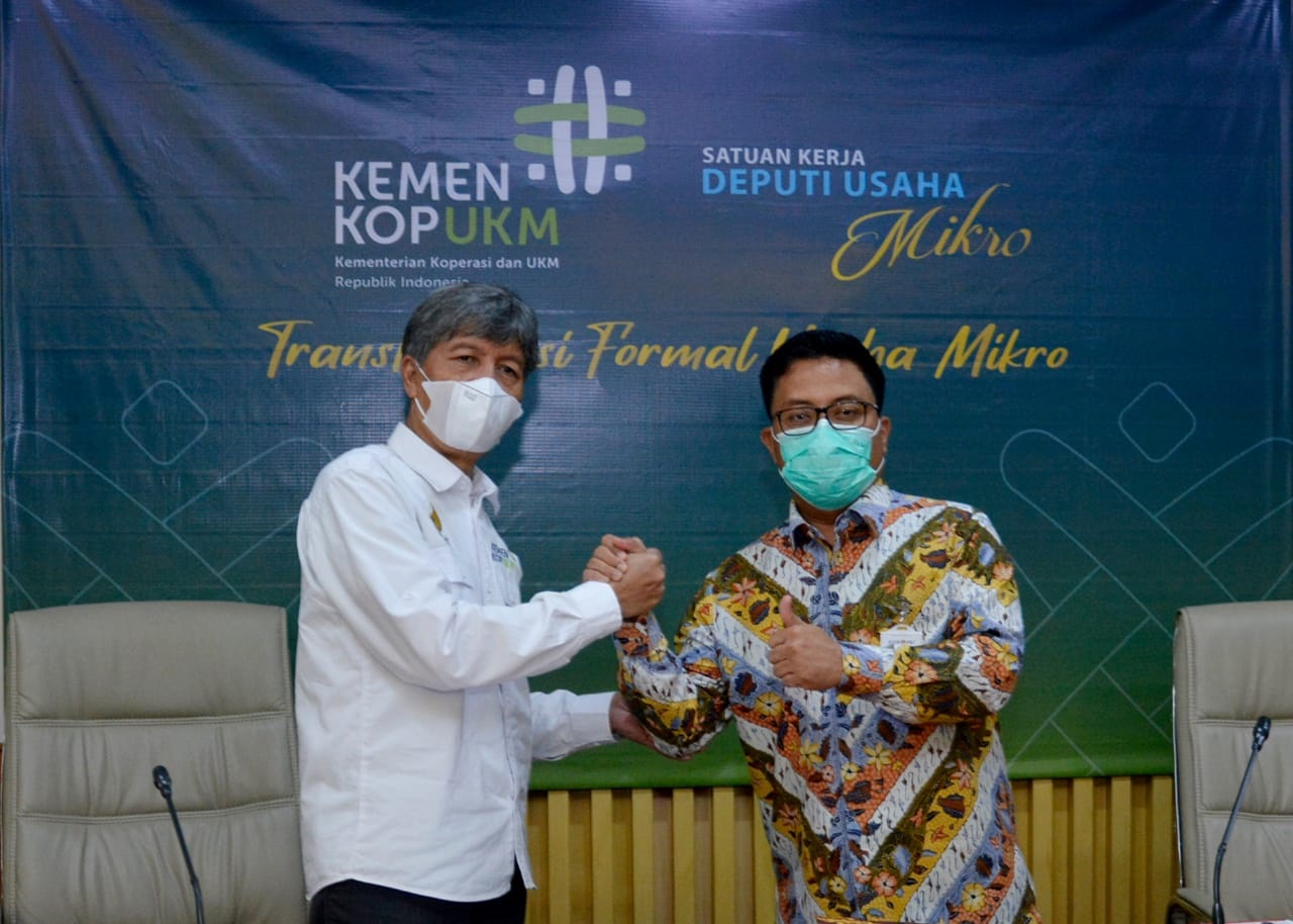 Penandatangan Perjanjian Kerjasama Pembiayaan (PKP) Kredit Usaha Rakyat (KUR) oleh Bank DKI dengan Kementerian Koperasi dan UKM