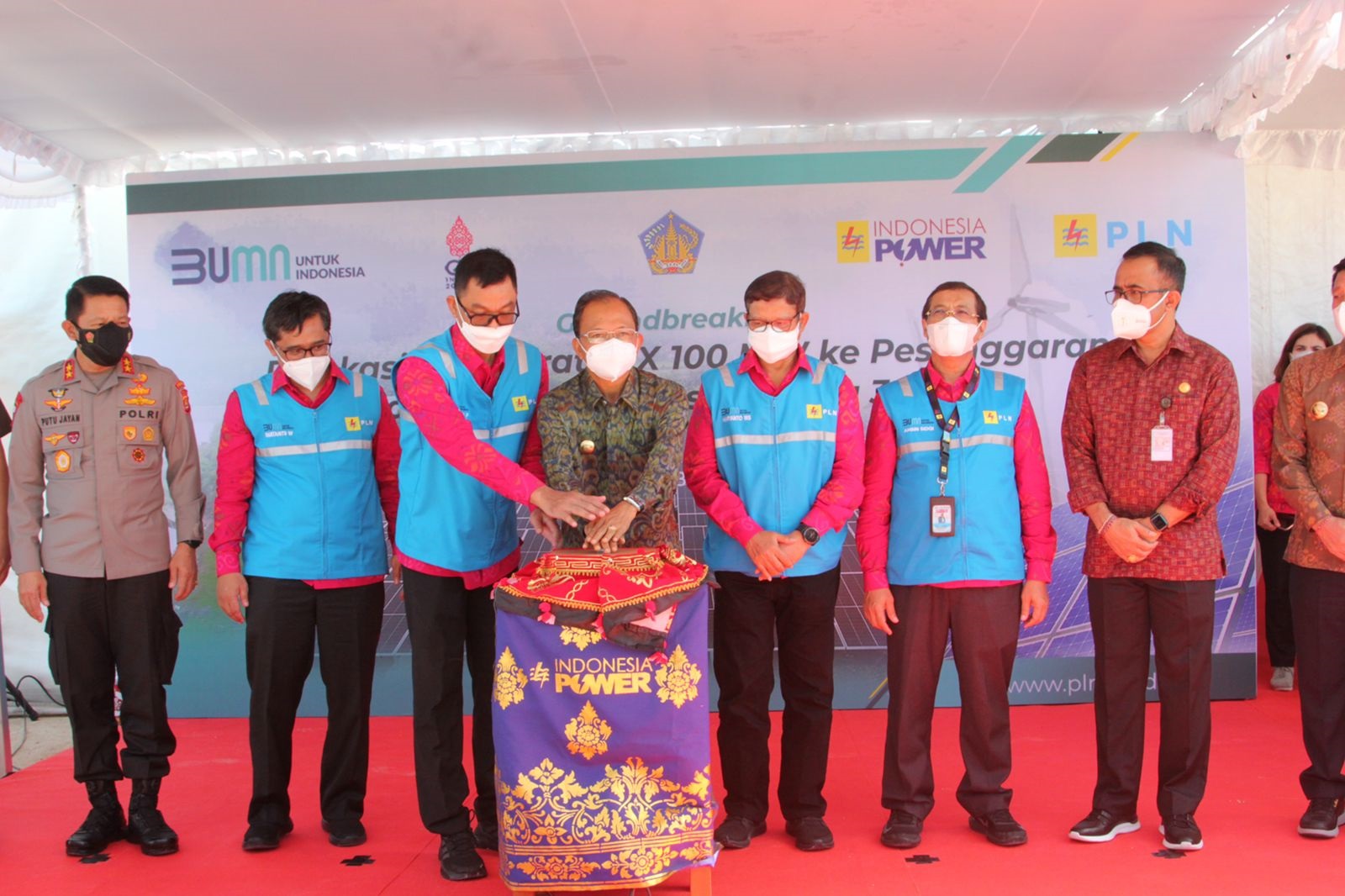 Seremoni penambahan pembangkit di Bali.