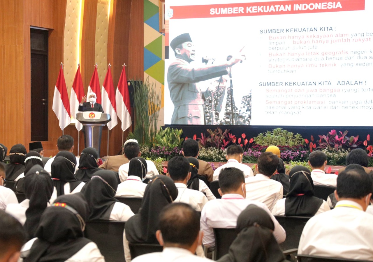 Sebanyak 60 ASN mengikuti pelatihan kepemimpinan nasional tingkat II di Jawa Timur. 