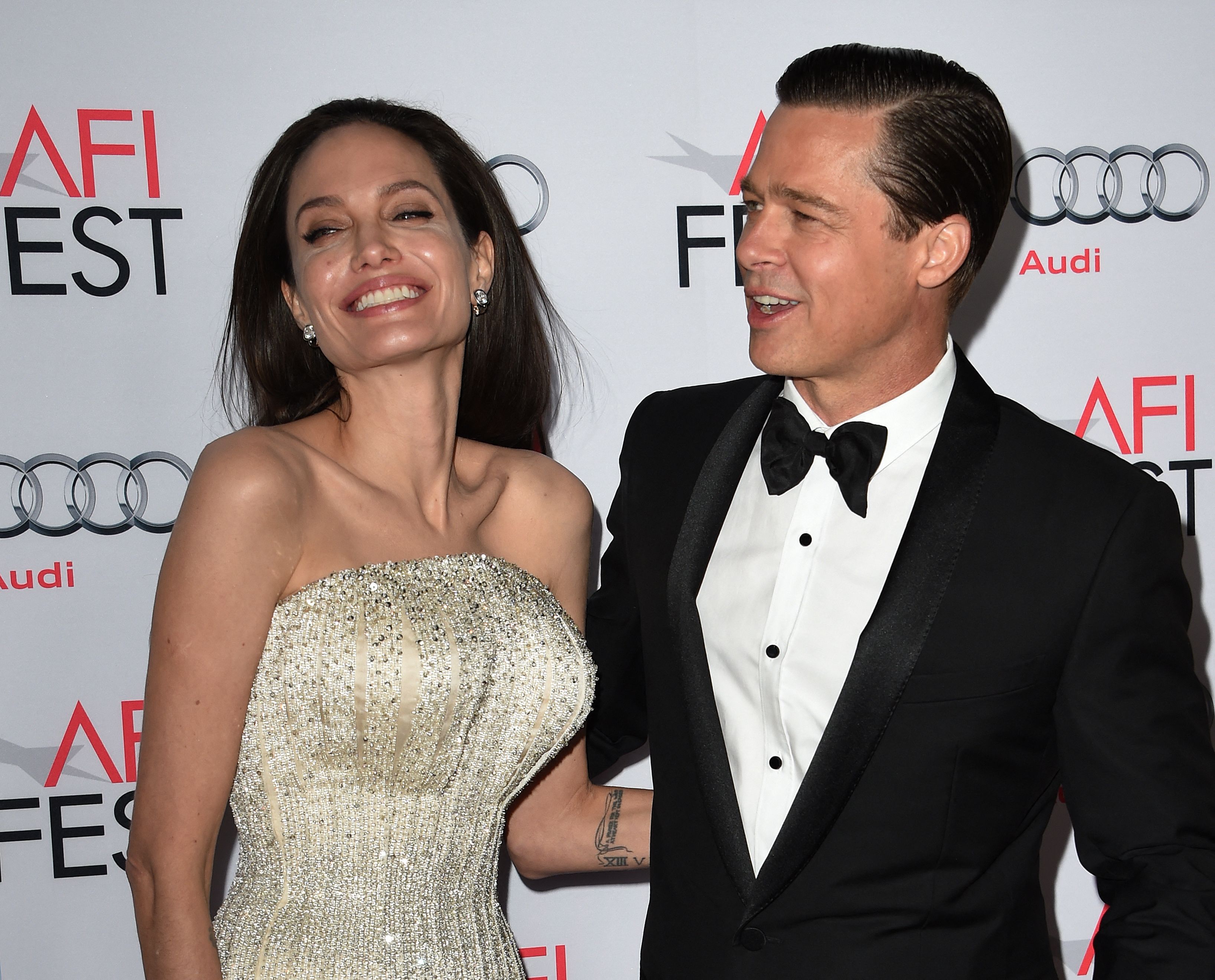 Pasangan selebritas Angelina Jolie dan Brad Pitt