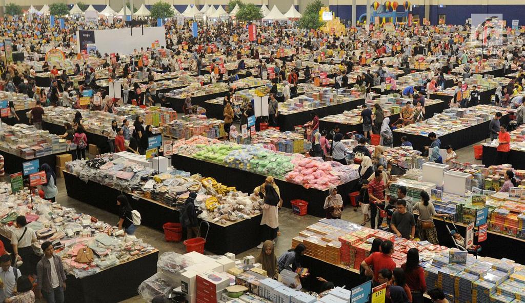 Bazar Buku Big Bad Wolf Books yang diselenggarakan pada 24 – 28 Februari 2022.
