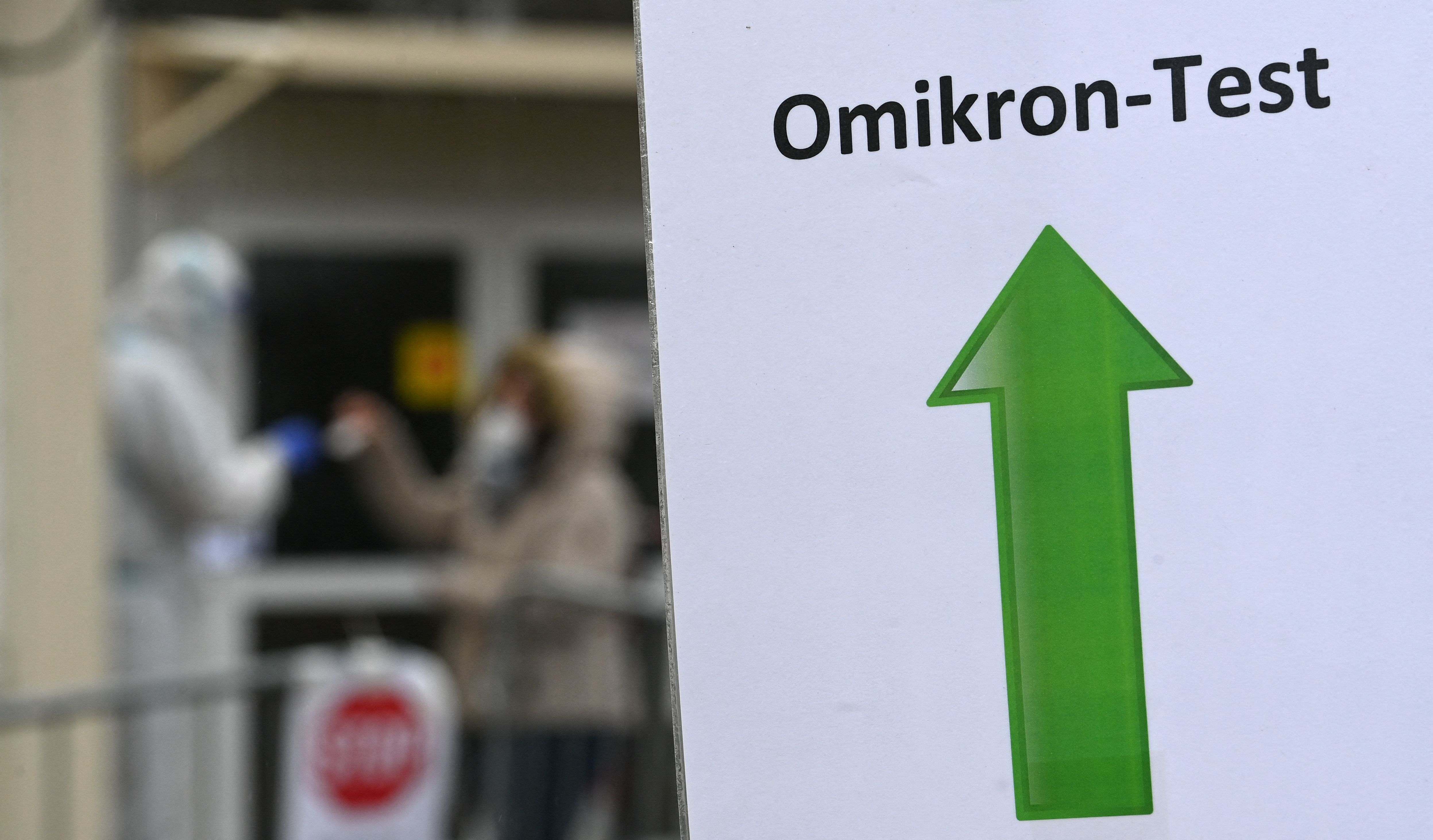 Epidemiolog: Jangan Remehkan Covid-19 Varian Apapun