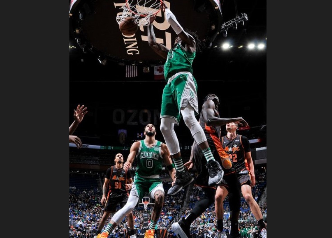 Laga NBA antara Boston Celtics dan Orlando Magic 
