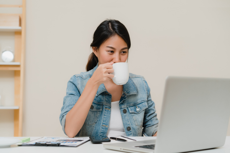 Sejatinya, tetap produktif meski cuaca mendukung untuk berleha-leha bukanlah sebuah hal yang mustahil.