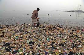 Selat Bali Tercemar, Menteri KKP : Laut Bukan Keranjang Sampah!