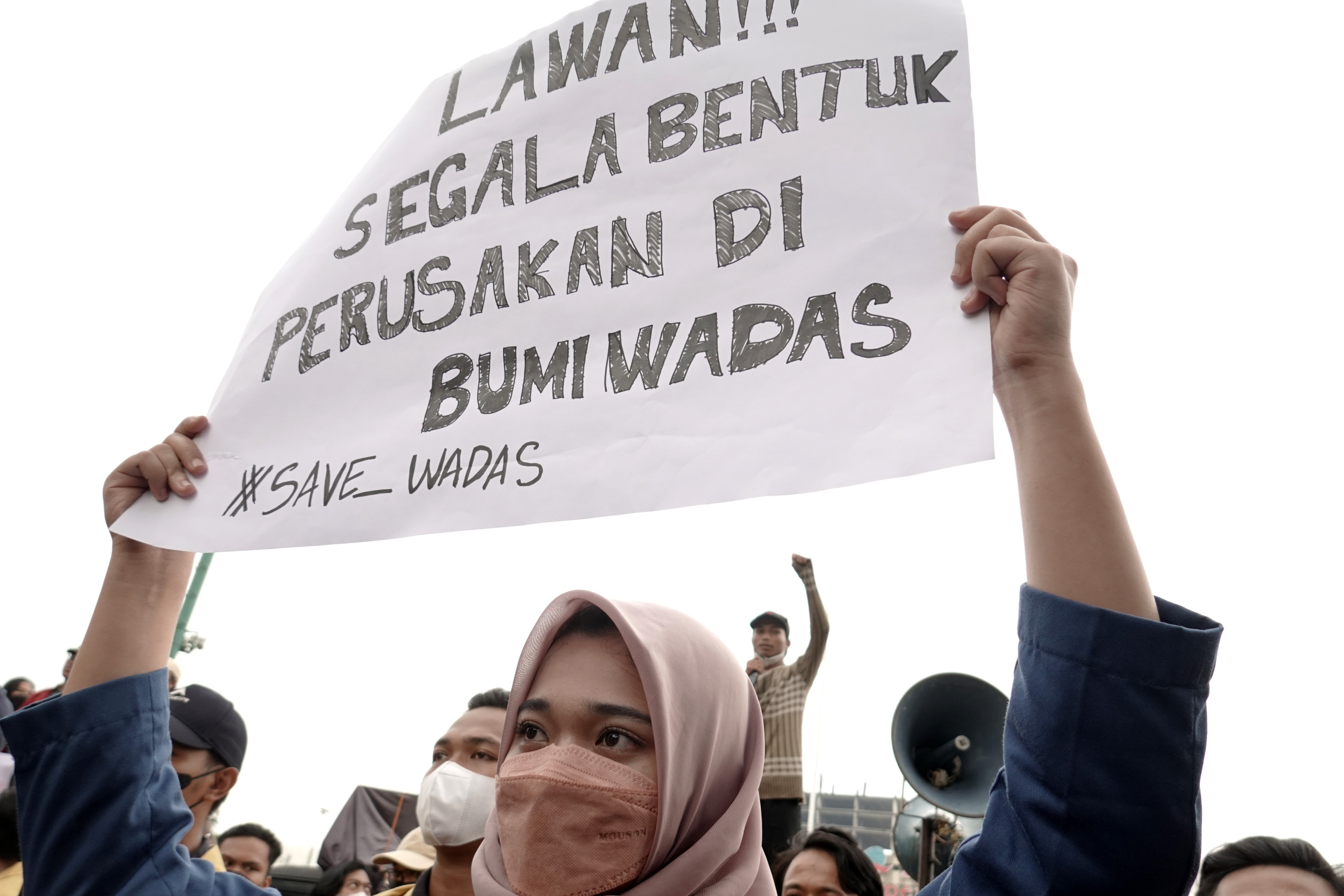 Aksi Warga menolak tambang di Desa Wadas