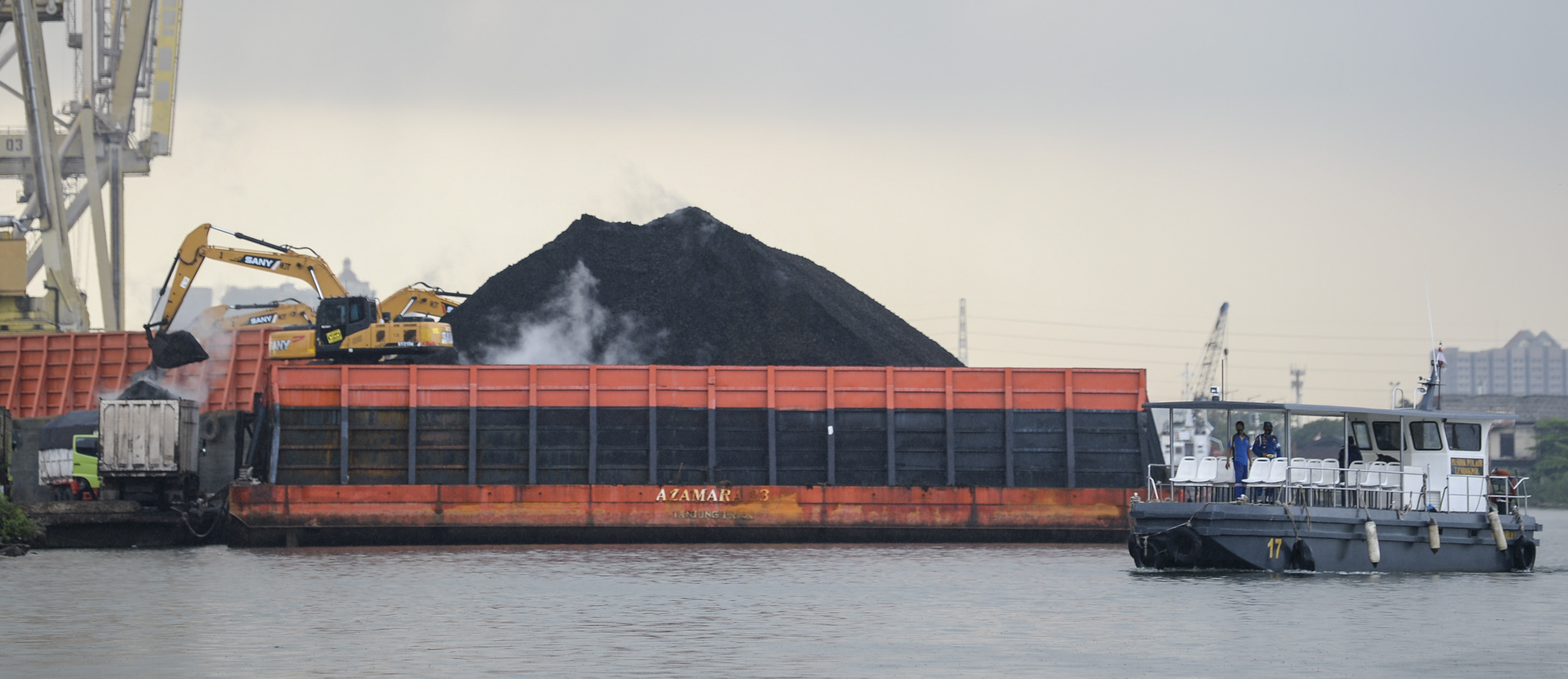 Konflik Rusia-Ukraina Guncang Harga Komoditas, Termasuk Batu Bara hingga Nikel 