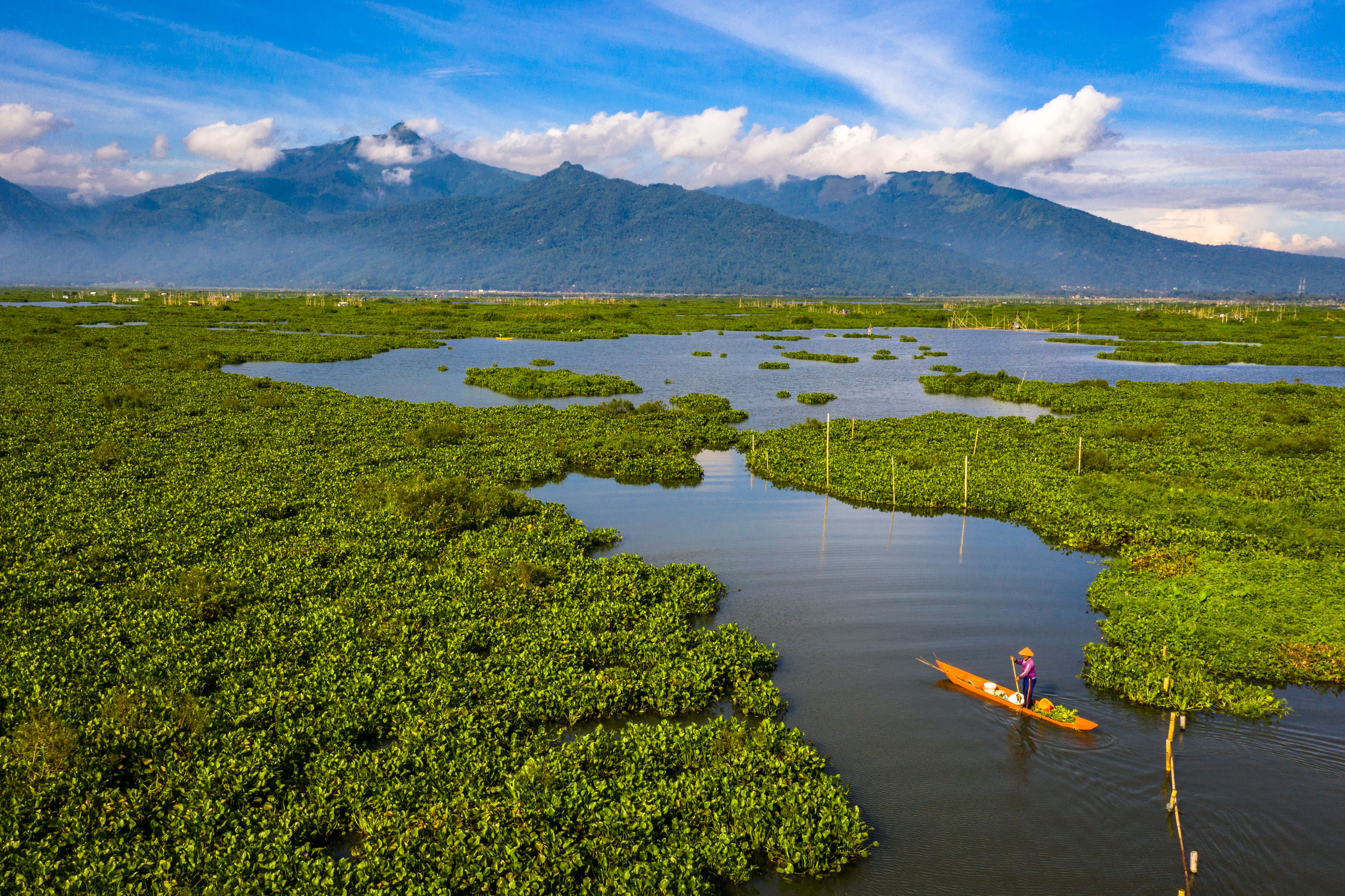 Danau Rawa Pening di Jawa Tengah