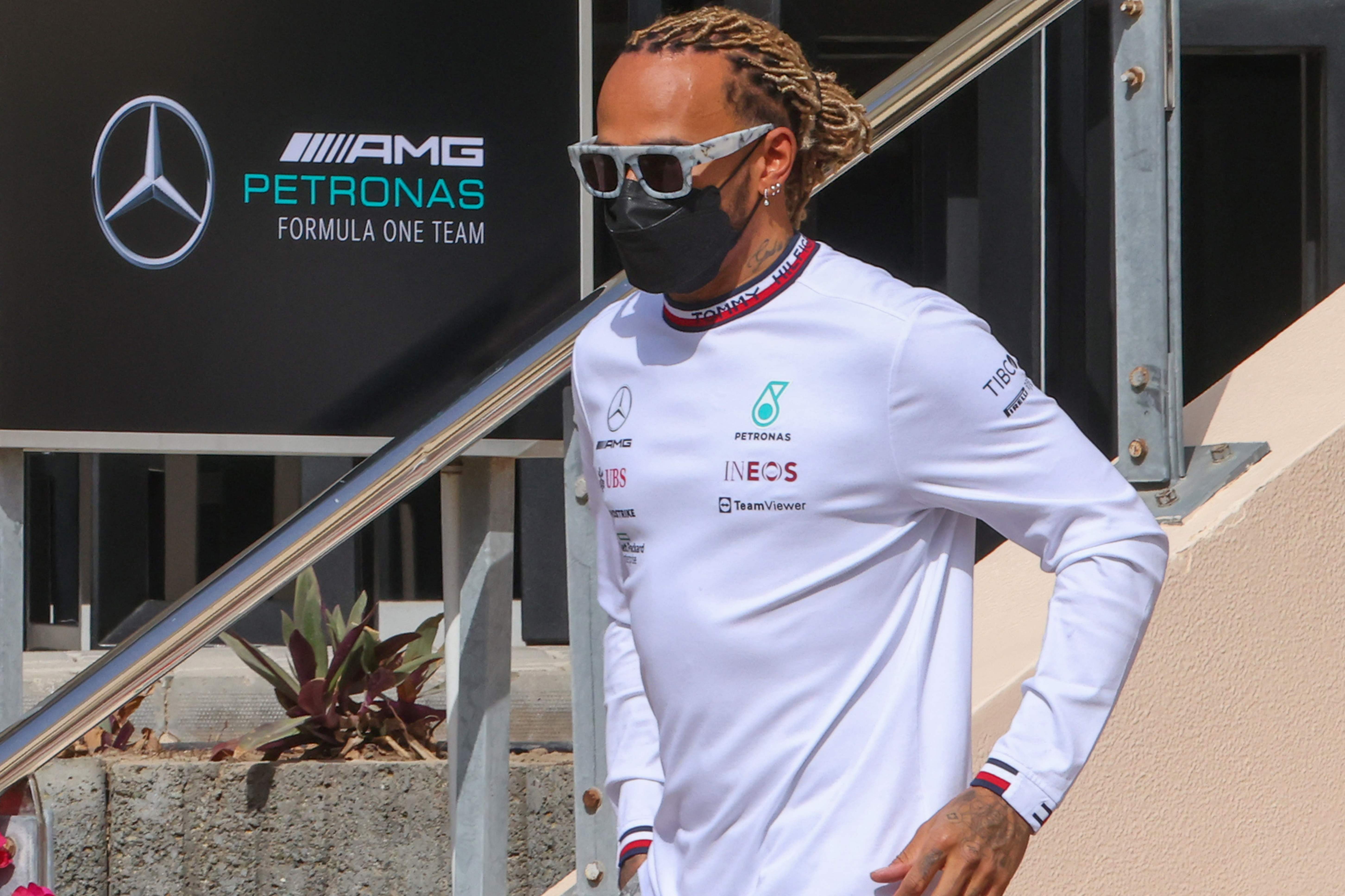 Pembalap Mercedes Lewis Hamilton