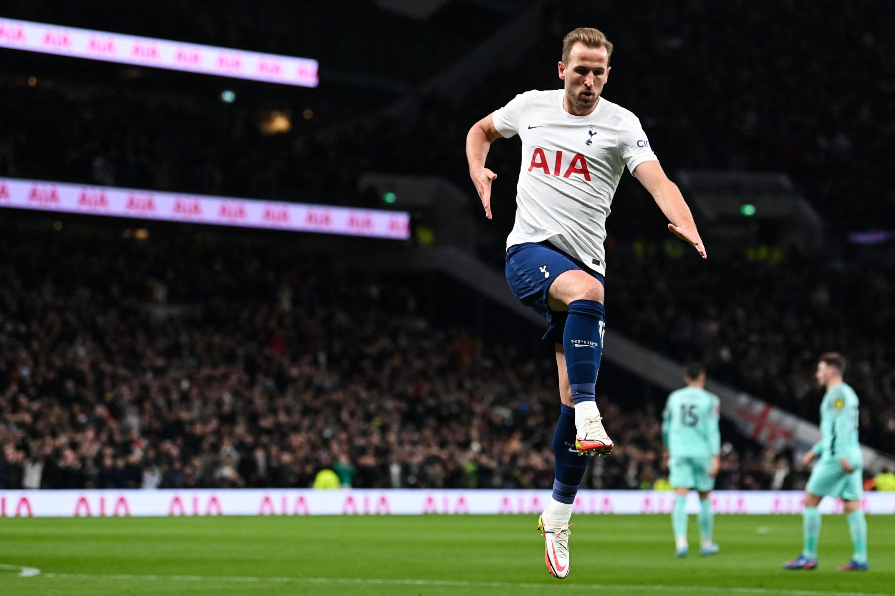 Kane Optimistis Bawa Spurs ke Liga Champions
