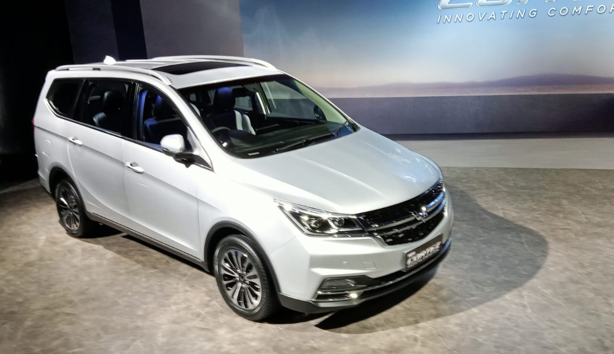 Wuling New Cortez