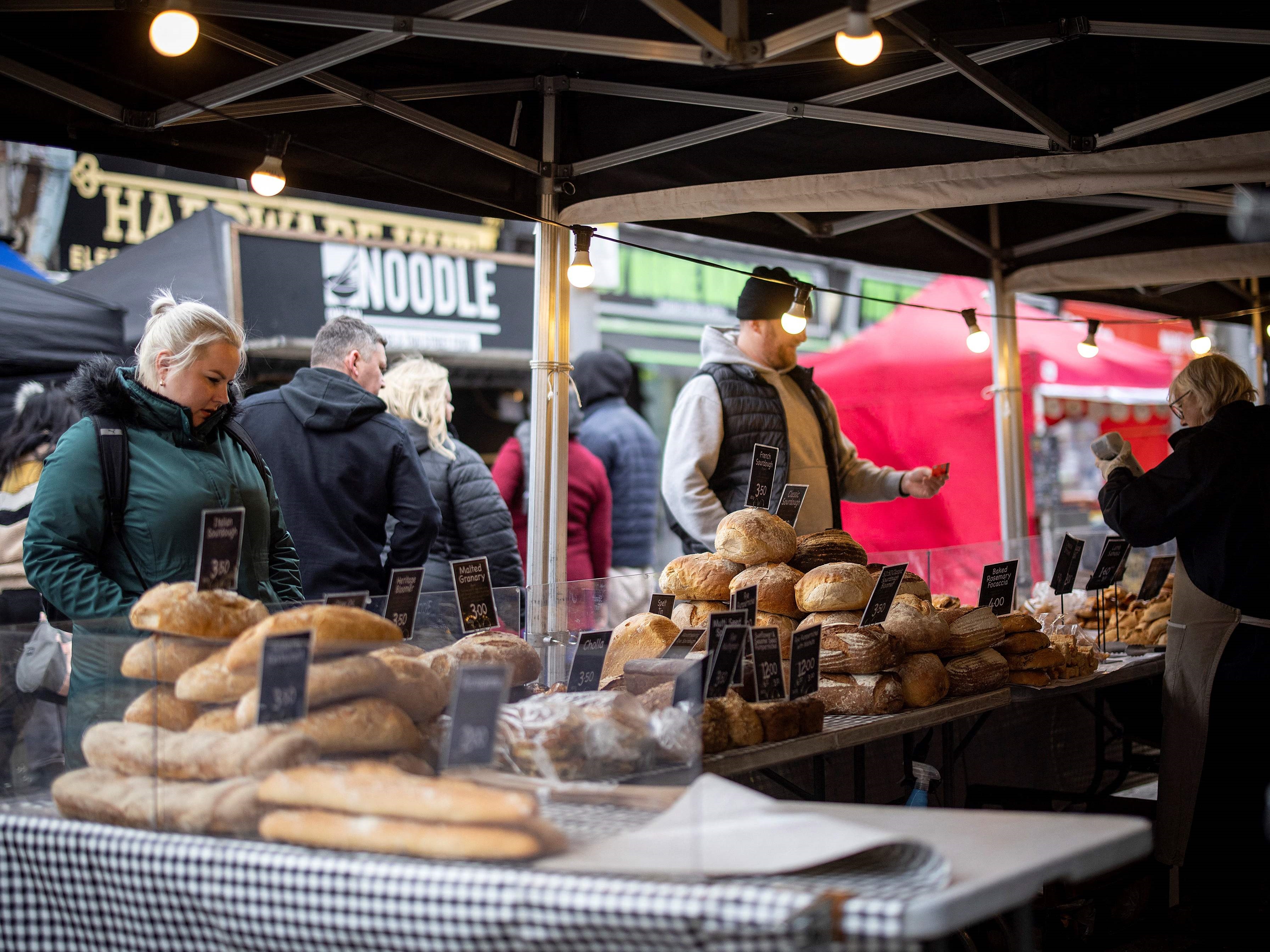 Inflasi Inggris Melonjak hingga Tertinggi sejak 1992