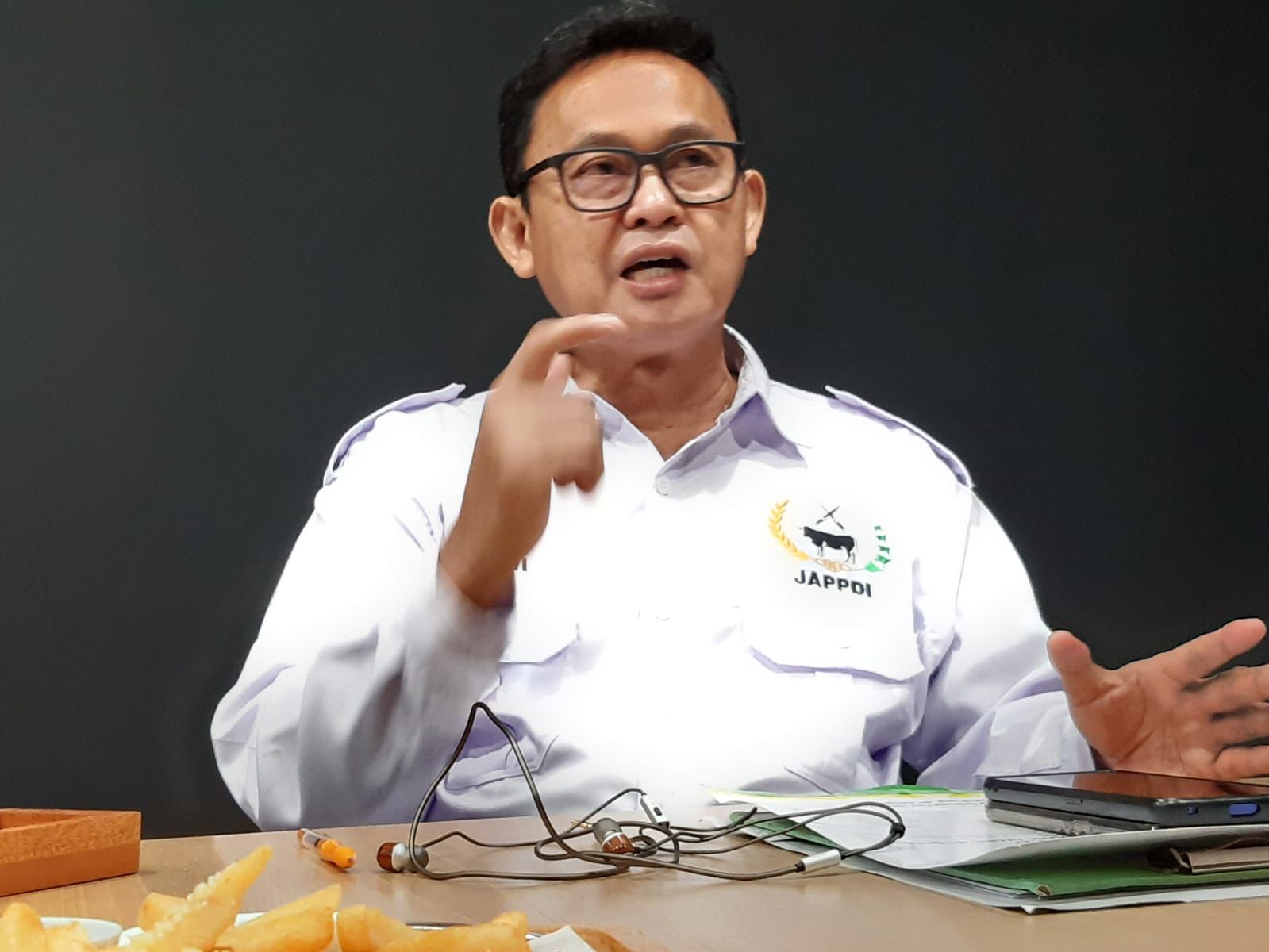 Ketua Umum Jaringan Pemotong dan Pedagang Daging Indonesia (JAPPDI) Asnawi. 
