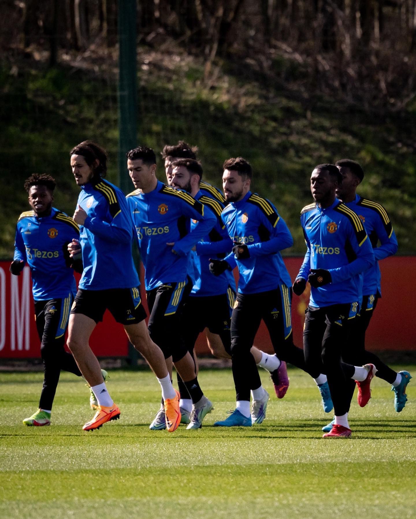 Skuad Manchester United berlatih jelang laga lawan Atletico Madrid