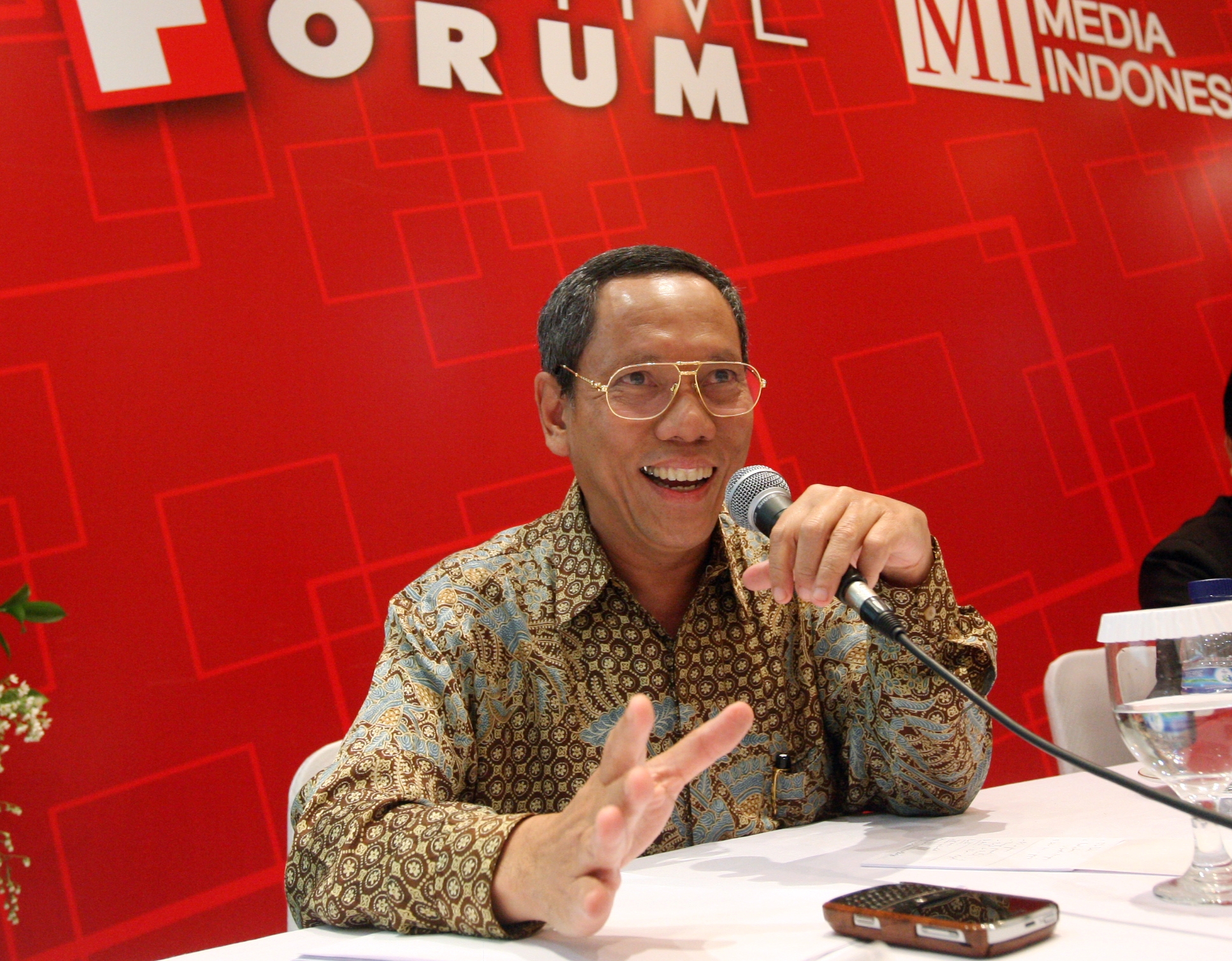 Prof. dr. Tjandra Yoga Aditama, Direktur Program Pasca Sarjana Universitas Yarsi. 