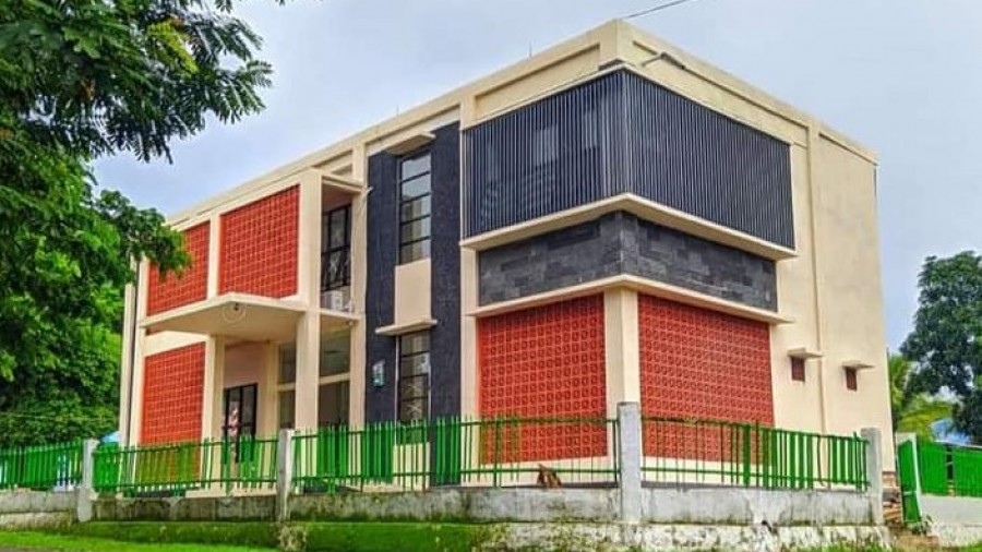 Gedung Pusat Layanan Haji dan Umrah Terpadu (PLHUT) di Kabupaten Alor, yang pertama di NTT diresmikan.