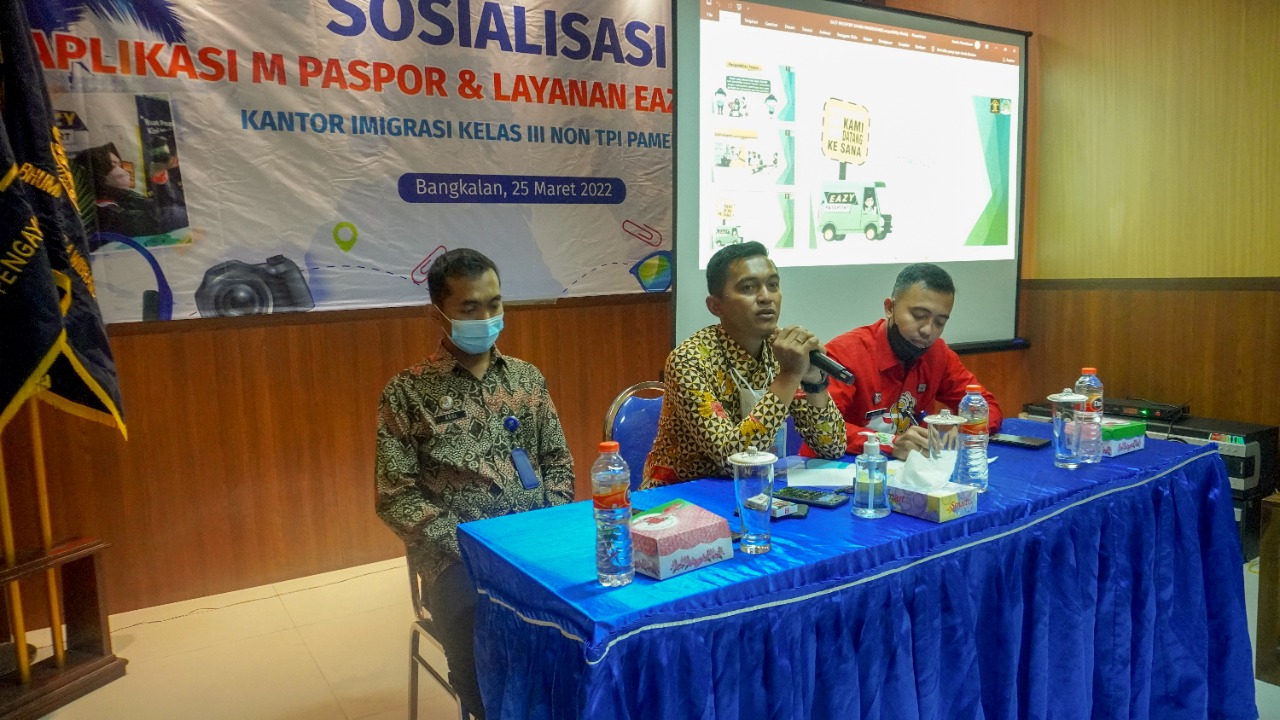 Sosialisasi M-Paspor dan Eazy Passport di Bangkalan, Madura