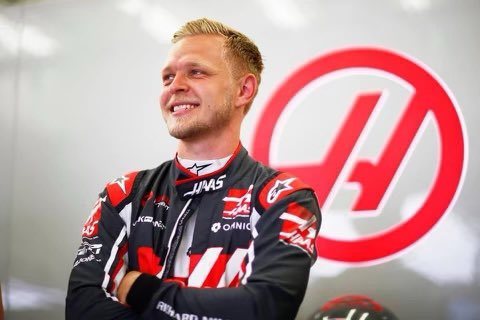Pembalap Haas Kevin Magnussen