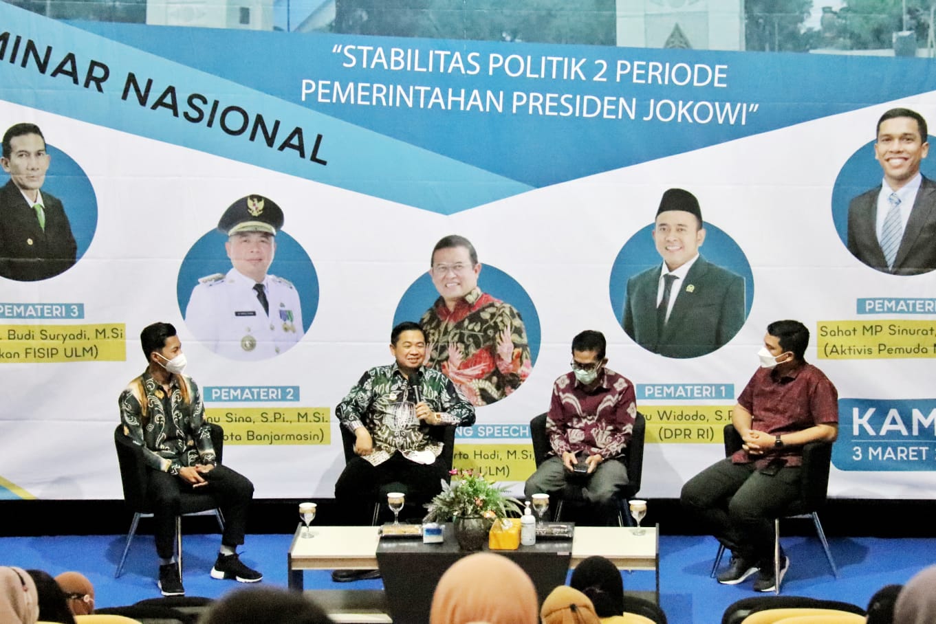 Seminar Indonesia Maju 'Stabilitas Politik 2 Periode Pemerintahan Jokowi' di Universitas Lambung Mangkurat, Banjarmasin, Kamis (3/3).