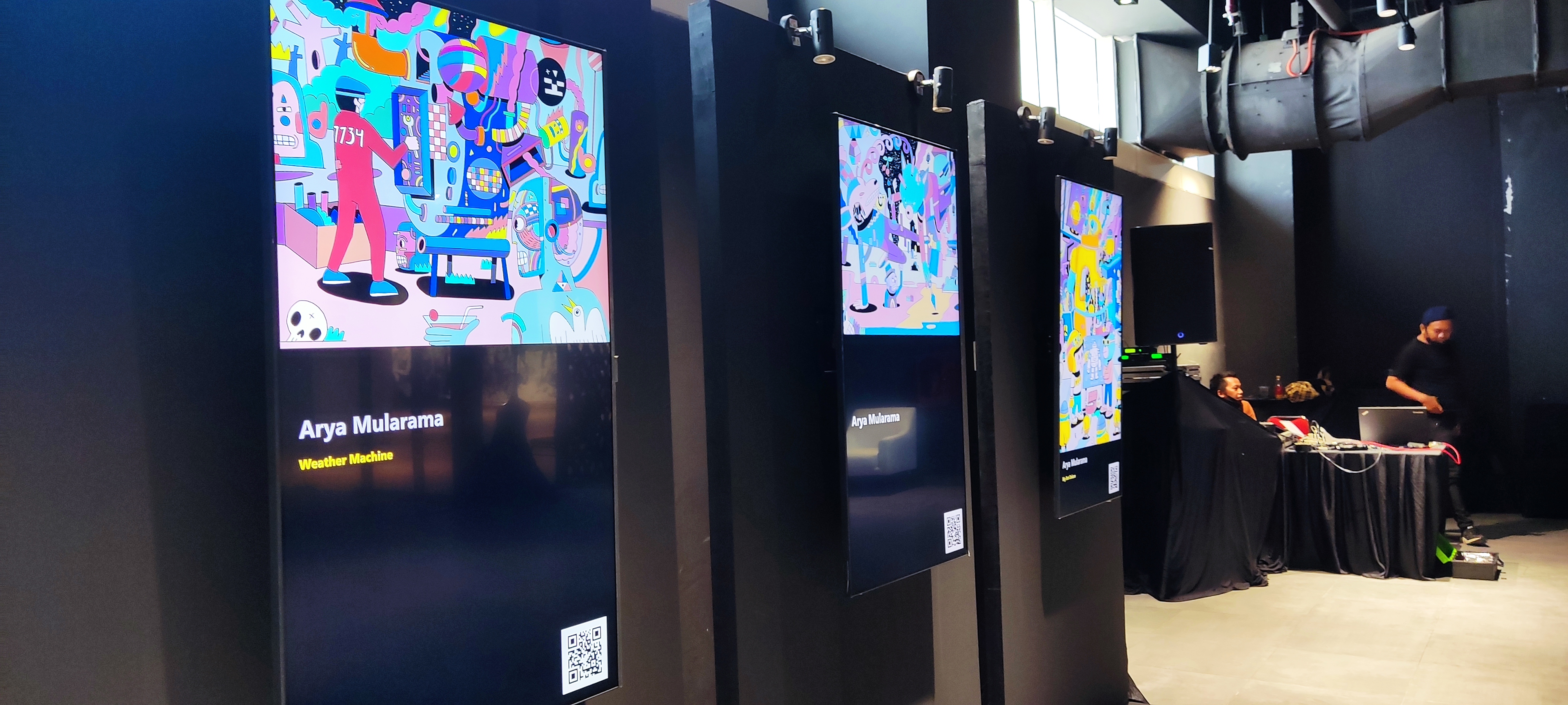 NFT karya Arya Mularama yang dipamerkan di Sarinah