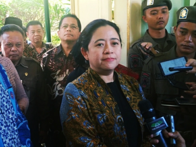 Kunjungi Lamongan, Puan Janjikan Pupuk Murah untuk Petani