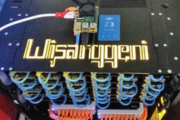 Gamabox Wisanggeni, sebuah komputer kluster dedicated untuk pengolahan data besar dan cepat