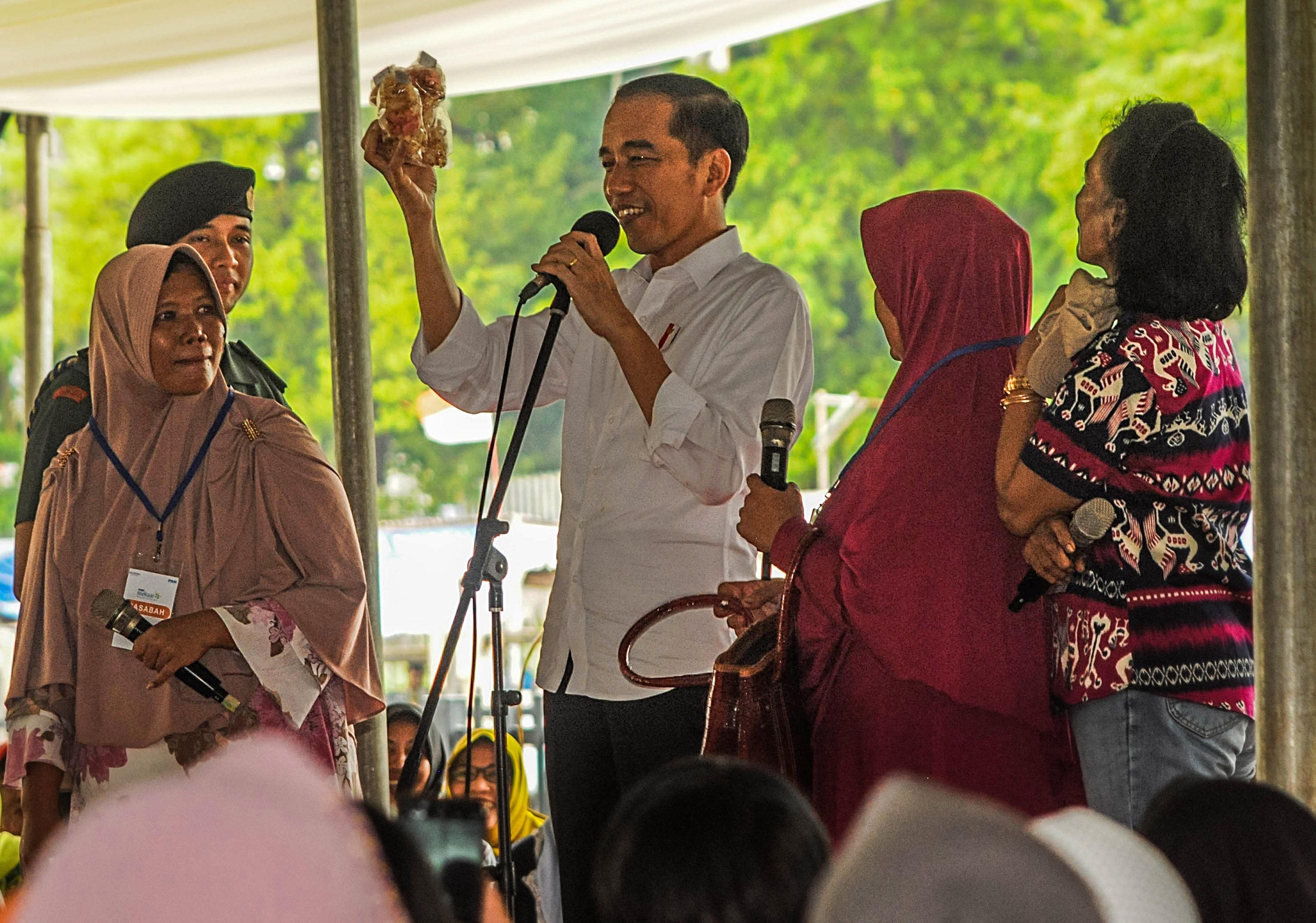 Presiden: Target 30 Juta UMKM Masuk Ekosistem Digital Harus Tercapai