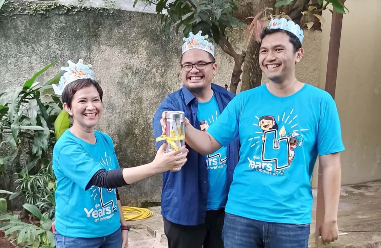 Para pendiri Qlue menggelar Qlue  Hackathon 2022 dalam merayakan ulangtahun ke-6 perusahaan teknologi informasi tersebut.