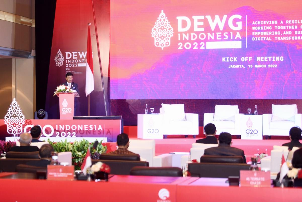 Menkominfo Johnny G Plate membuka DEWG Indonesia 2022 yang jadi bagian Presidensi G20
