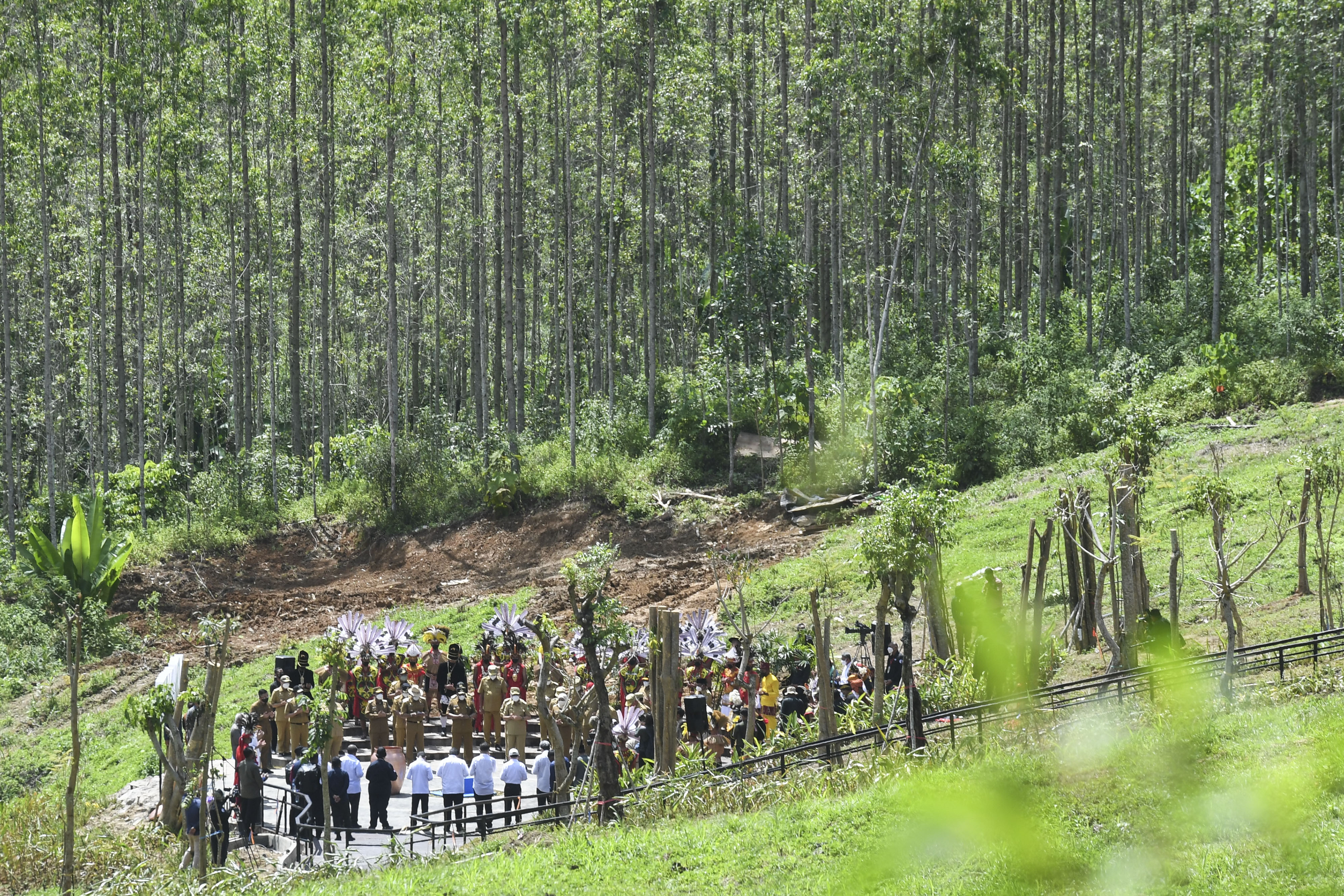 Suasana seremoni ritual Kendi Nusantara di titik nol Ibu Kota Negara (IKN) Nusantara di Kalimantan Timur.
